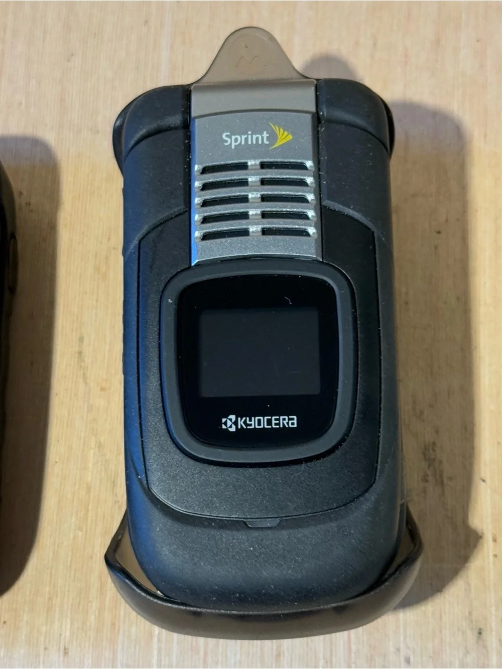 2-Kyocera DuraXT E4277-E4210 Blk & Silver (Sprint) Flip Phones UNTESTED Read Blw